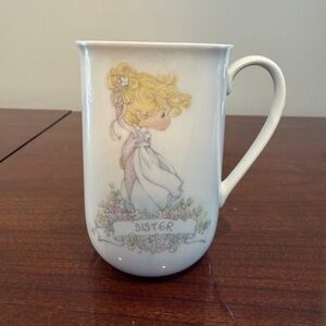 Precious Moments Sister Mug with Floral Design